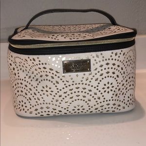 VS Makeup bag